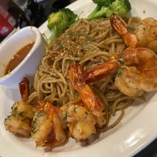 Garlic Noodles with Shrimps