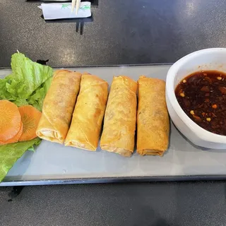 Vegetarian Eggrolls (4)
