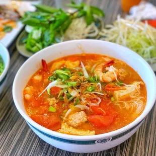 food, ramen and noodles