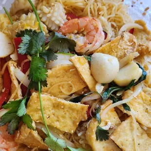 Greasy padthai noodles,  small portion for $16.99