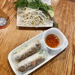 A4. Fresh Salad Rolls with Grilled Pork