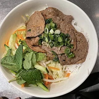 B5. Bun Bo Nuong, Cha Gio