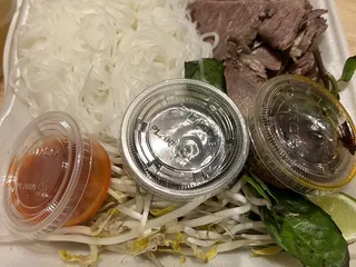 House of Eggroll & Pho