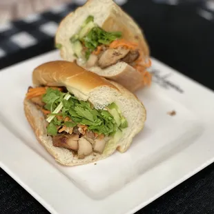 Chicken banh mi
