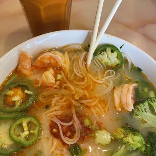 Thai tea + #17A shrimp and crab pho.