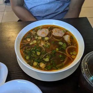 Bun bo hue without pork blood, pho noodles.