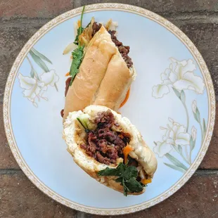 a sandwich on a plate