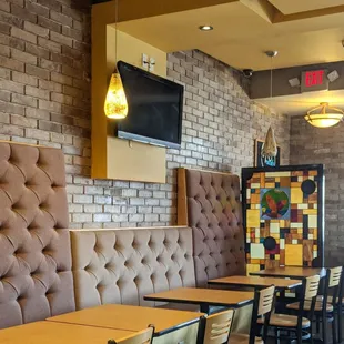 sushi and sashimi, interior