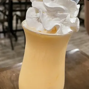 Mango boba tea