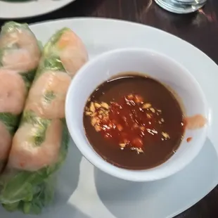 Shrimp spring rolls