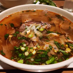 Beef noodle soup (large)