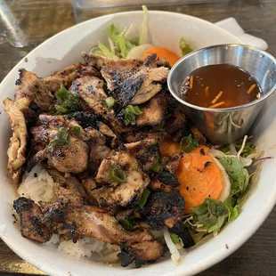 #10 Grilled Lemongrass Chicken Bowl with rice