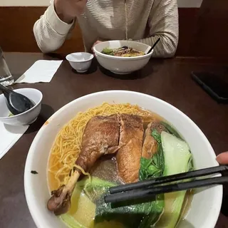 25. Mi Vit Tiem (five spiced duck)