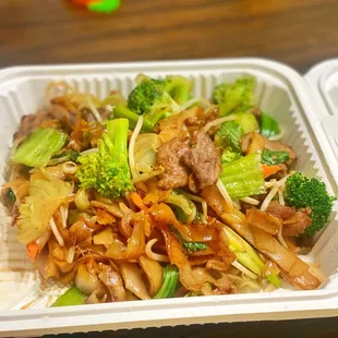 food, ramen and noodles