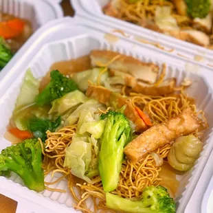 ramen and noodles, ramen, noodle soup, noodle dish, food, noodles