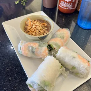 Shrimp spring rolls