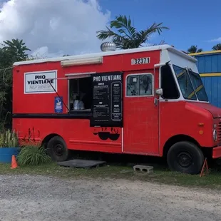 Park by Aloha Shrimp and walk to Pho Vientiane