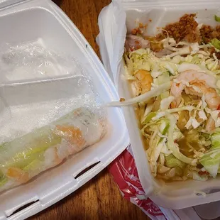 Plain spring rolls.. and salty jellyfish salad.