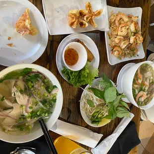 chicken pho , seafood pho, shrimp fried rice , eggrolls , creamy crab wontons , mango tea