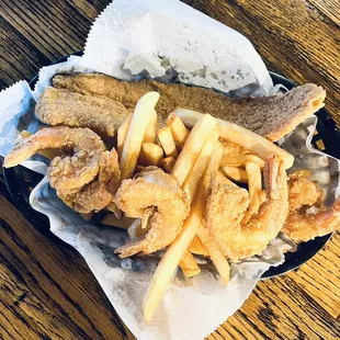 Combo 2 ( fried catfish &amp; shrimp) 4/5 stars