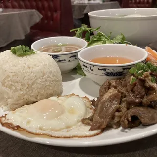 R2. Grilled Beef with Vegetables with Rice