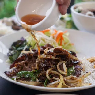 Lemongrass &amp; Onion Pork Rice Plate - IG: @nelson_eats