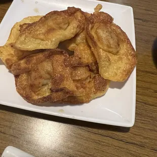 Fried wonton
