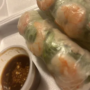 Fresh summer rolls