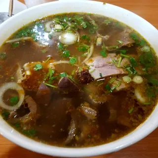 V1. Bun Bo Hue