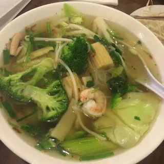 E4. Shrimp Noodle Soup