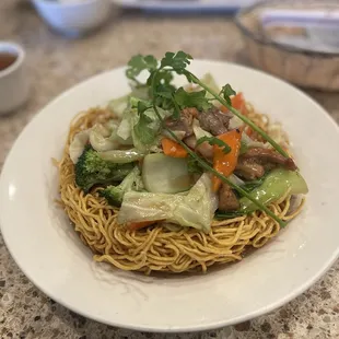 Crispy noodle (mi xao Don)