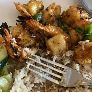 Grilled shrimp with lemongrass rice