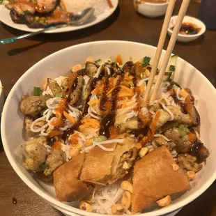 Chicken vermicelli bowl