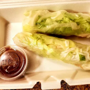 Shrimp spring rolls ( even though you can&apos;t see the shrimp)