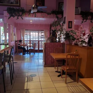 Inside the restaurant...........