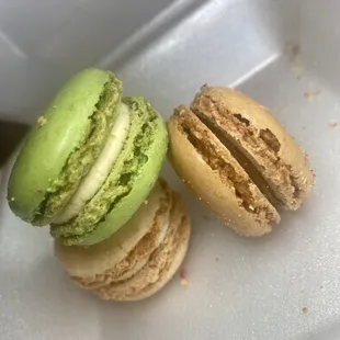 Mini Macarons