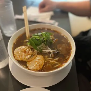 Bun bo hue. Spicy beef noodle soup