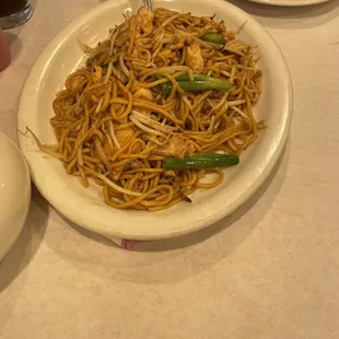 Chicken low mein
