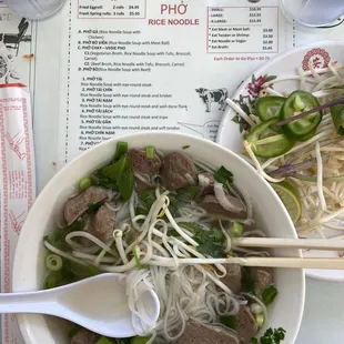 Pho with meat ball (small)