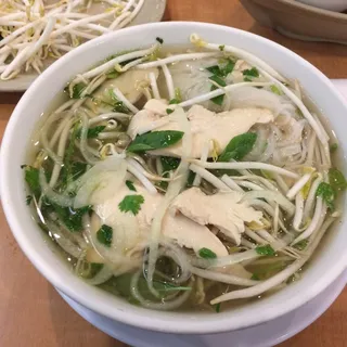 33. Pho Ga (chicken breast)