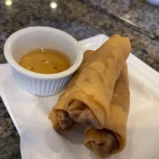 Fried egg roll