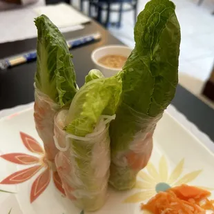 Shrimp spring rolls