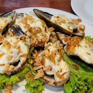 Grilled mussels