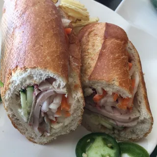 Banh Mi, Chips & Drink