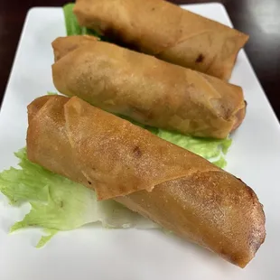Very very good egg rolls!!