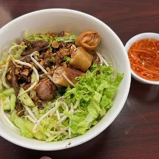 Bún Thịt Nướng Chả Giò - Grilled Pork Vermicelli