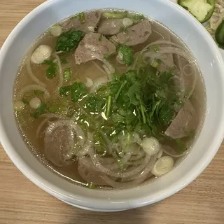 P7. Meatball Beef Noodle Soup