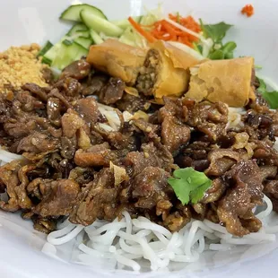 Teriyaki Pork / Beef &amp; Egg Roll with Vermicelli
