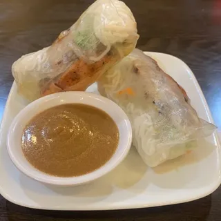8. Grilled Chicken Spring Rolls