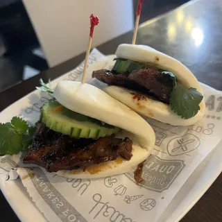 Grilled Beef Bun